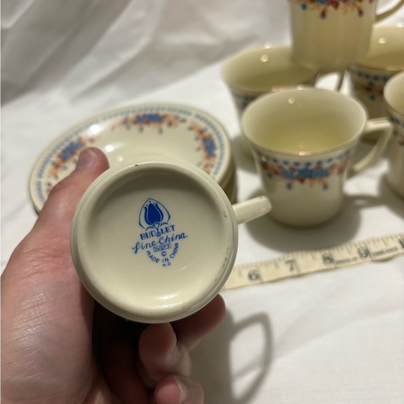 Vintage Elegant Floral Teacup and Saucer Set of 6 - Picture 6 of 8